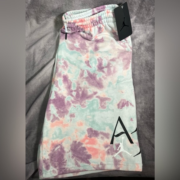 BNWT boys jordan shorts size XL - Picture 2 of 5